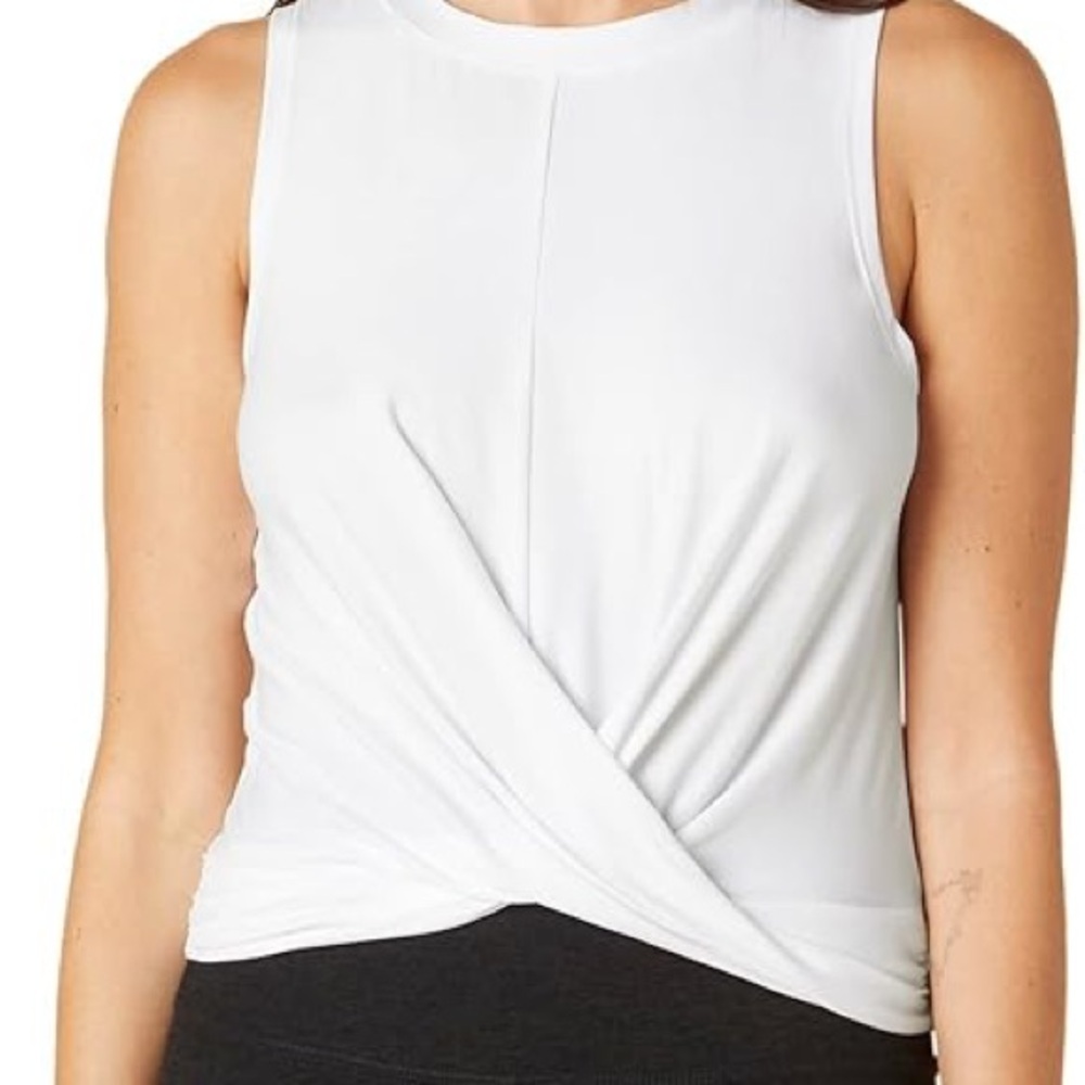 Beyond Yoga Featherweight Intersect Cropped Tank